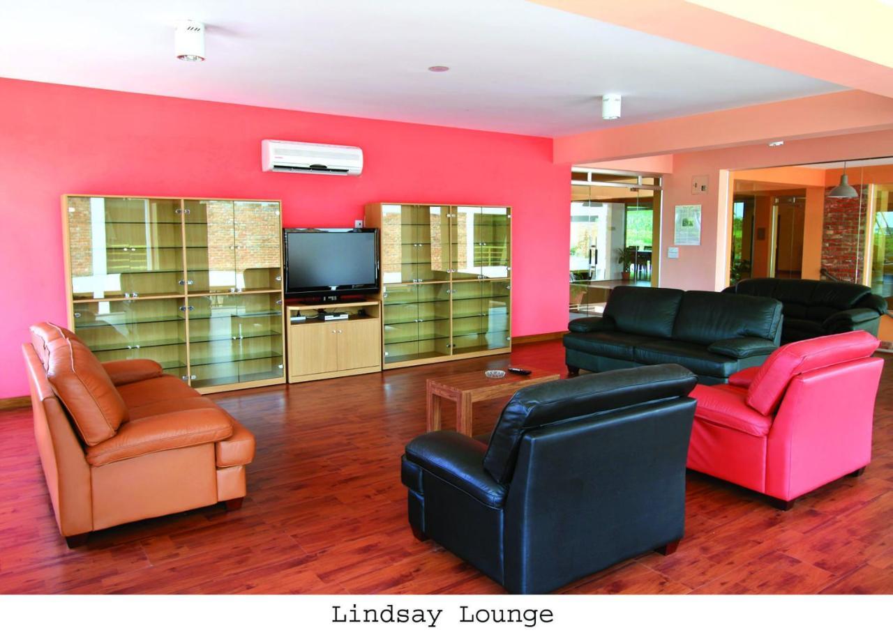 Nazimgarh Garden Resort Силхет Экстерьер фото